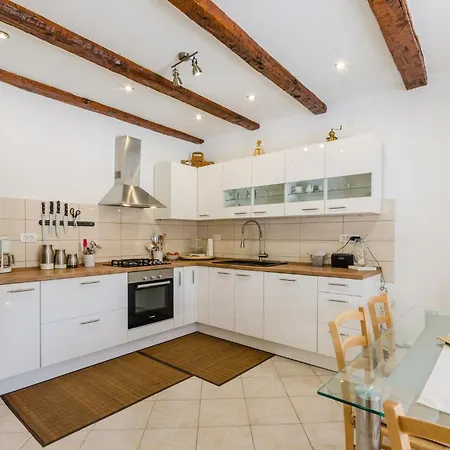 Santa Barbara Drivenik