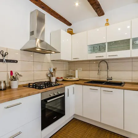 Santa Barbara Drivenik