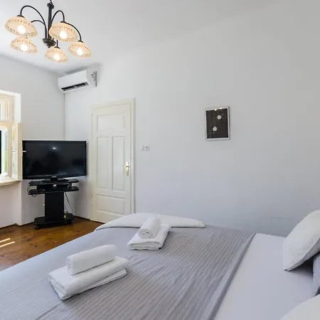 Santa Barbara Prázdninový dům Drivenik